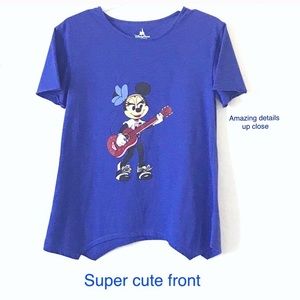 NWOT Disney Limited Edition Minnie Mouse CUTE Tee